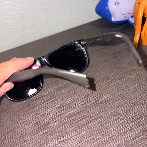 Gucci Sunglasses - Picture 7 of 14